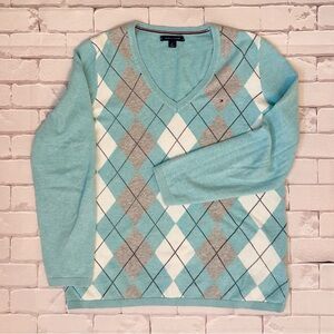 Tommy Hilfiger Woman’s Light Blue Argyle V-Neck Sweater with 3/4 sleeves